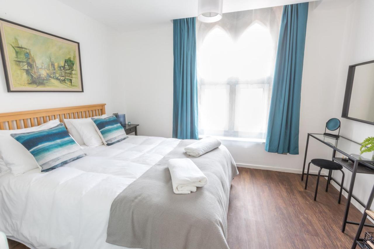 Chester Stays - Lovely Apartment In The Heart Of Chester With Free Parking Exterior photo